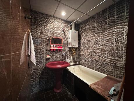 2 otaqlı köhnə tikili - Həzi Aslanov m. - 56 m²