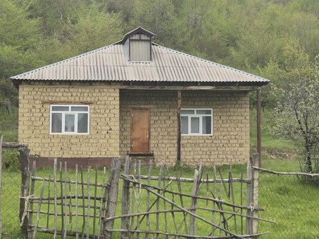 3 otaqlı həyət evi/bağ evi - Qusar - 60 m²