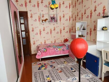 5 otaqlı köhnə tikili - Qaraçuxur q. - 110 m²