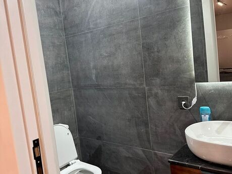 1 otaqlı həyət evi/bağ evi - İnşaatçılar m. - 35 m²