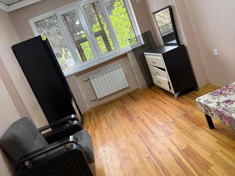 3 otaqlı köhnə tikili - Əhmədli m. - 80 m²