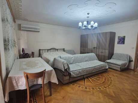 4 otaqlı köhnə tikili - Xalqlar Dostluğu m. - 110 m²