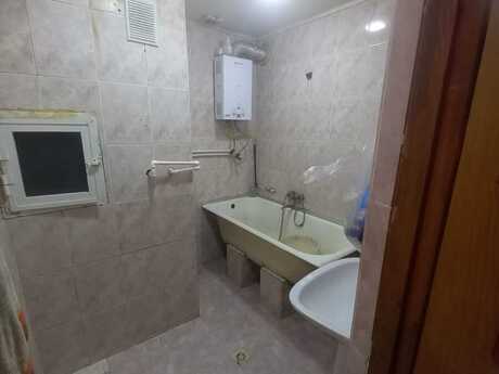 2 otaqlı köhnə tikili - Əhmədli q. - 65 m²