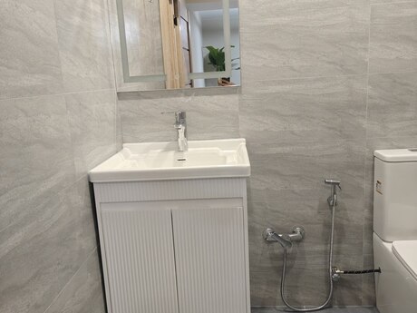 Obyekt - 8 Noyabr m. - 70 m²