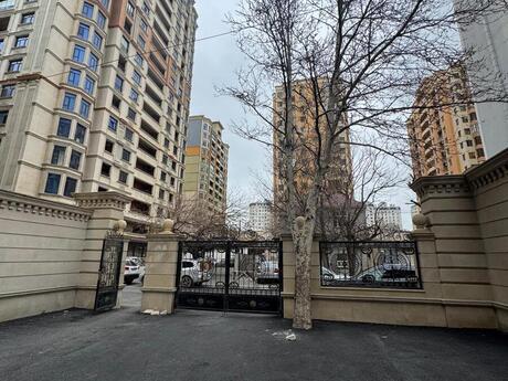 Объявление №6104446 - Баку, Насиминский  р., 4-комн., 210 м², 5/8 этаж