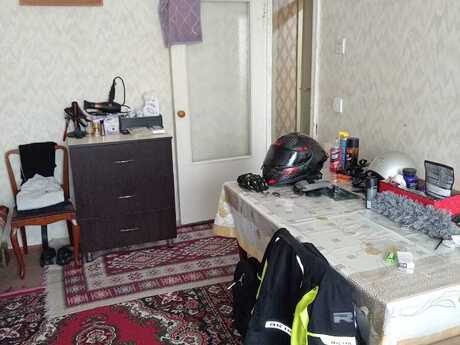 2 otaqlı köhnə tikili - Qaraçuxur q. - 65 m²