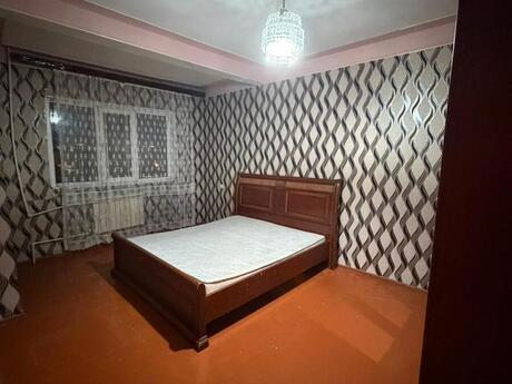 4 otaqlı köhnə tikili - Biləcəri q. - 80 m²