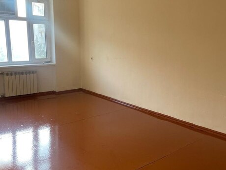 2 otaqlı köhnə tikili - Azadlıq Prospekti m. - 50 m²