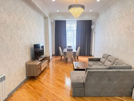 2 otaqlı yeni tikili - Gənclik m. - 90 m²