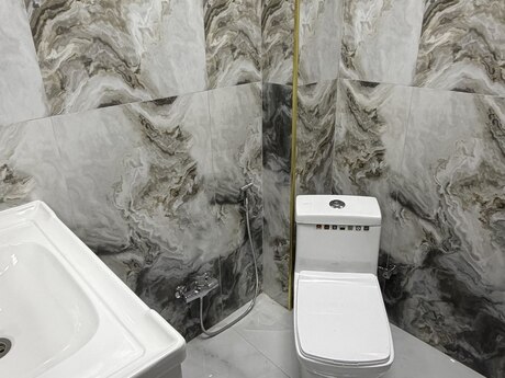 7 otaqlı həyət evi/bağ evi - Qaraçuxur q. - 174 m²