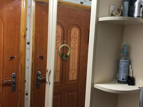2 otaqlı köhnə tikili - 8-ci kilometr q. - 52 m²