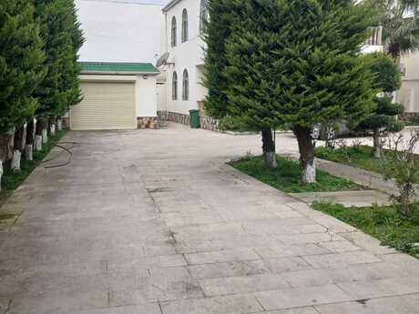 5 otaqlı həyət evi/bağ evi - Mərdəkan q. - 220 m²