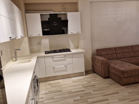 Аренда: 3-комнатная квартира, 80 м², 20 Yanvar: 800 ₼/мес 5