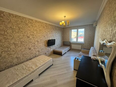 3 otaqlı köhnə tikili - Xalqlar Dostluğu m. - 80 m²