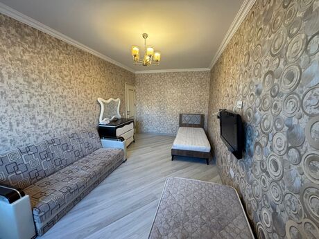 3 otaqlı köhnə tikili - Xalqlar Dostluğu m. - 80 m²