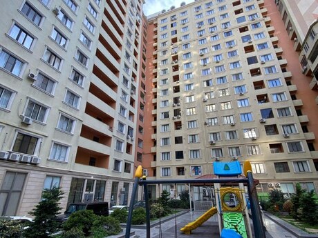 2-комн. новостройка - м. Элмляр Академиясы - 110 м²