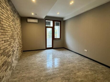 7 otaqlı ofis - Azadlıq Prospekti m. - 220 m²