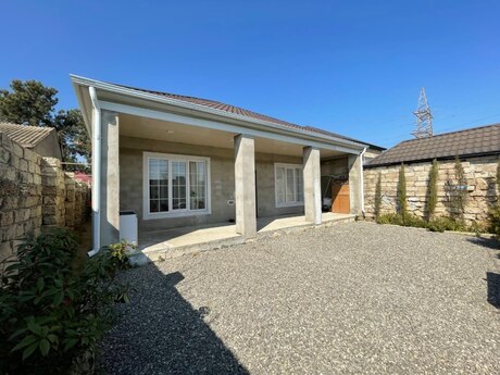 4 otaqlı həyət evi/bağ evi - Qala q. - 120 m²