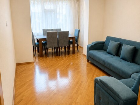 Объявление №6042279 - Баку, м. Иншаатчылар, 2-комн., 55 м², 4/5 этаж