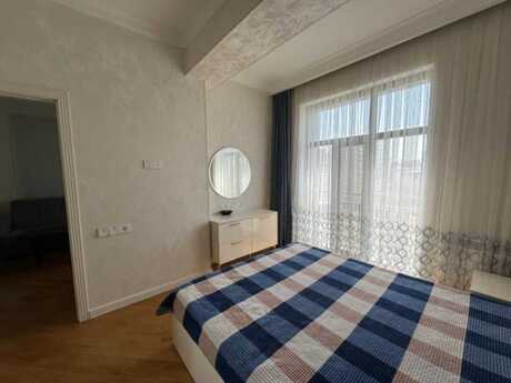 3 otaqlı yeni tikili - 28 May m. - 66 m²