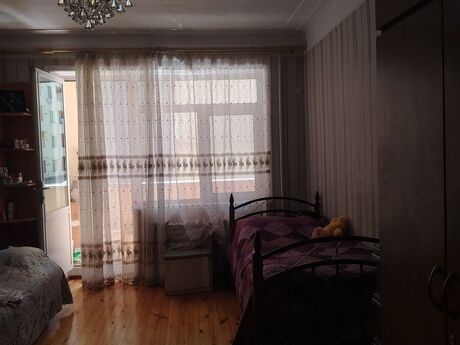 3-комн. вторичка - Ясамальский р. - 80 м²