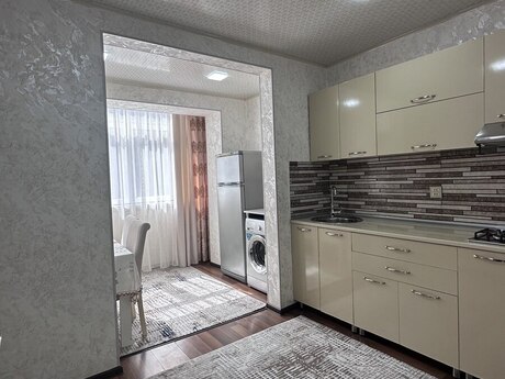 2 otaqlı köhnə tikili - Əhmədli m. - 60 m²