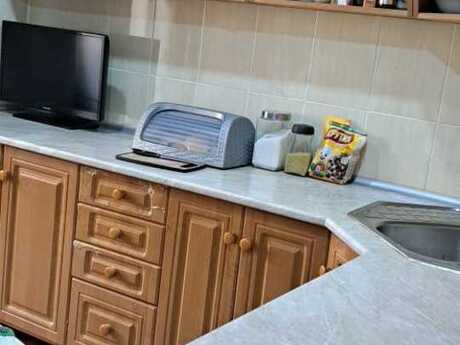 3 otaqlı köhnə tikili - Yeni Günəşli q. - 75 m²