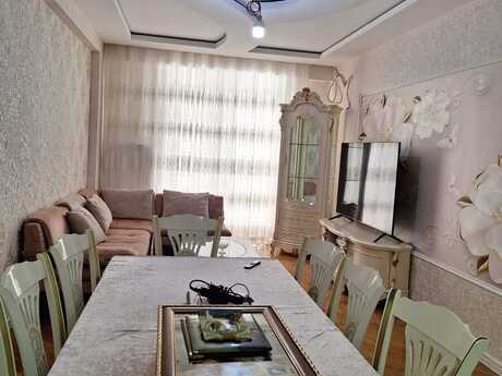 4-комн. новостройка - м. 28 мая - 130 м²