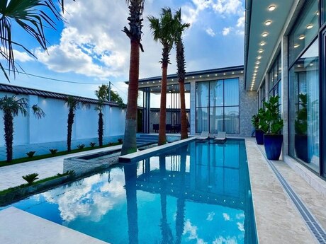 5 otaqlı həyət evi/bağ evi - Bilgəh q. - 400 m²