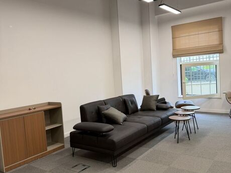 1 otaqlı ofis - Ağ şəhər q. - 60 m²