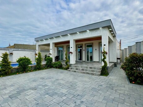 5 otaqlı həyət evi/bağ evi - Bilgəh q. - 300 m²