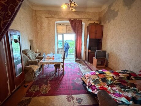 2 otaqlı köhnə tikili - Bibiheybət q. - 48 m²