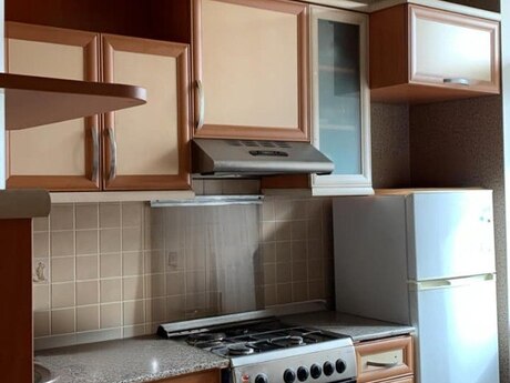 2 otaqlı yeni tikili - Azadlıq Prospekti m. - 95 m²