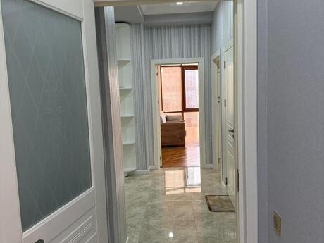 2 otaqlı yeni tikili - Şah İsmayıl Xətai m. - 81 m²