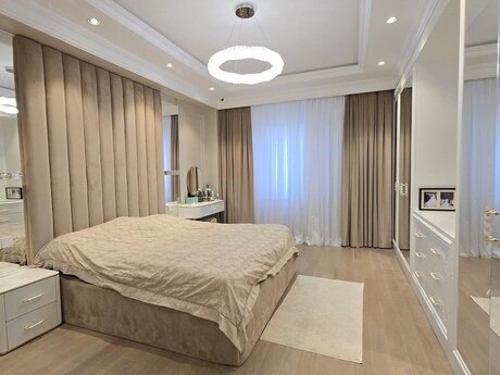 4 otaqlı yeni tikili - Ağ şəhər q. - 179 m²