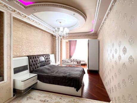 4 otaqlı yeni tikili - Qara Qarayev m. - 168 m²