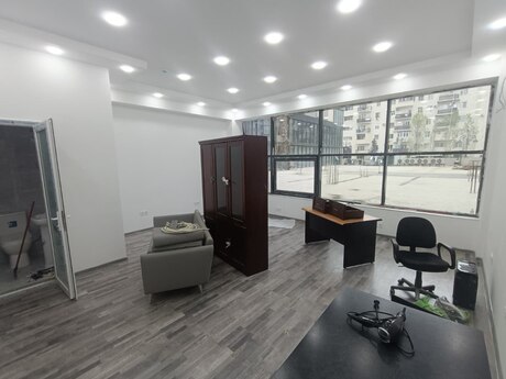 1 otaqlı ofis - Şah İsmayıl Xətai m. - 37 m²