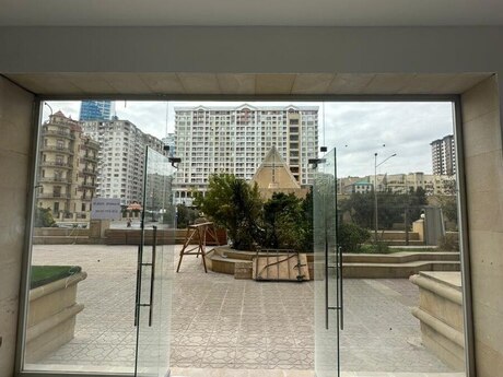 Obyekt - Şah İsmayıl Xətai m. - 80 m²