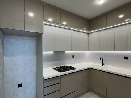 3 otaqlı yeni tikili - Xətai r. - 80 m²