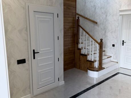 7 otaqlı həyət evi/bağ evi - Qaraçuxur q. - 175 m²