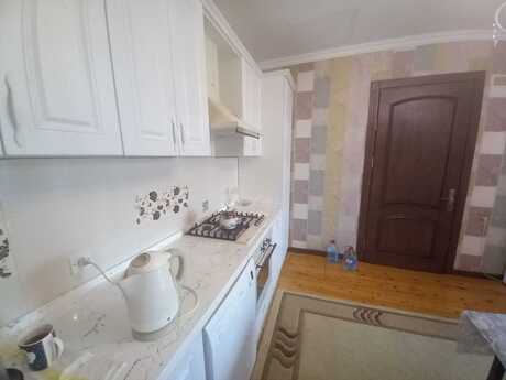 4 otaqlı həyət evi/bağ evi - Zığ q. - 155 m²