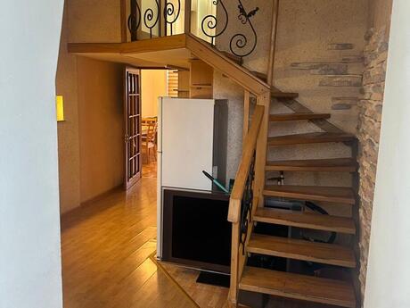 2 otaqlı köhnə tikili - Sahil m. - 55 m²