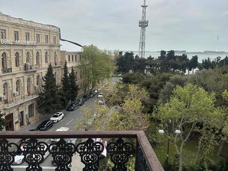 2 otaqlı köhnə tikili - Sahil m. - 55 m²