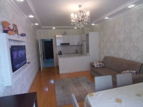 3 otaqlı yeni tikili - İnşaatçılar m. - 70 m²
