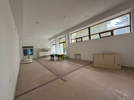 Obyekt - Binəqədi r. - 560 m²