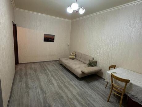 2 otaqlı köhnə tikili - Memar Əcəmi m. - 60 m²