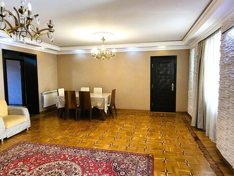 4 otaqlı yeni tikili - İnşaatçılar m. - 110 m²