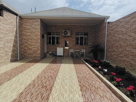 5 otaqlı həyət evi/bağ evi - Biləcəri q. - 125 m²