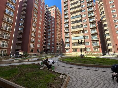 5 otaqlı yeni tikili - 28 May m. - 250 m²