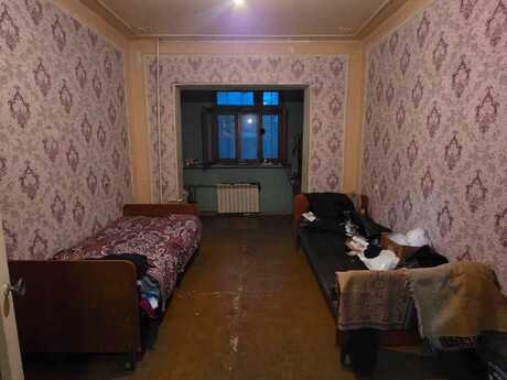 2 otaqlı köhnə tikili - Xalqlar Dostluğu m. - 65 m²